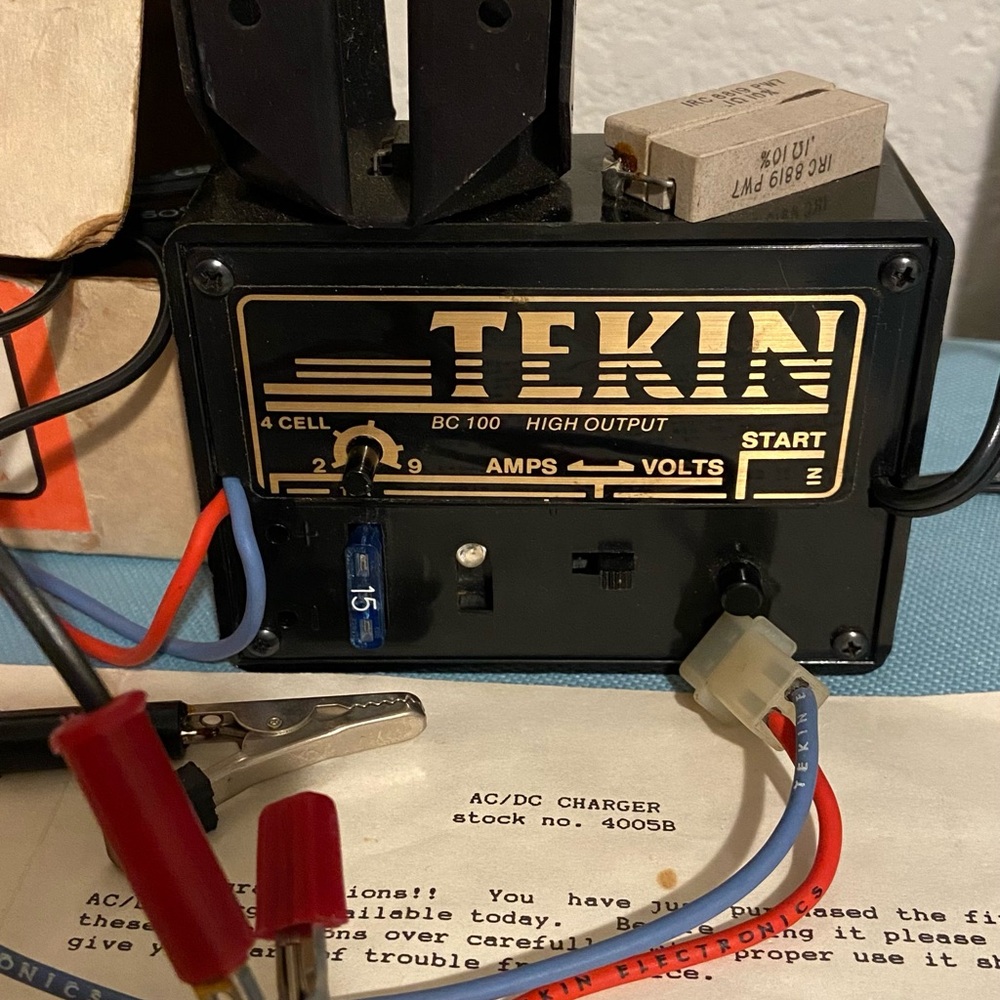 Tekin BC100 - Vintage AC/DC Charger - Stock No. 4005B